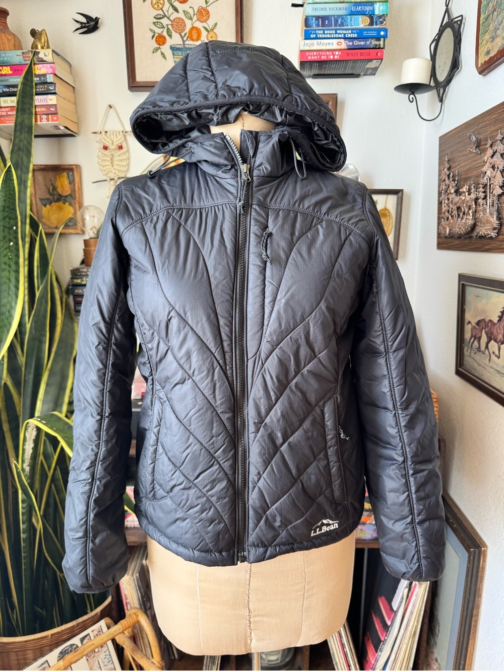 L.L. Bean Women’s PrimaLoft Stowaway Hooded Winter Jacket Black Small Packable